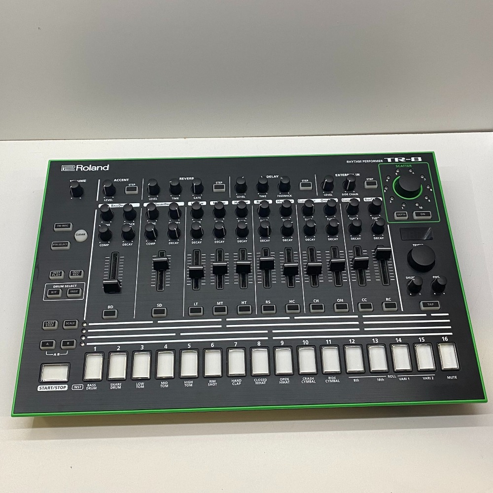 Roland TR8 Rhythm Performer drum machine Own4Less